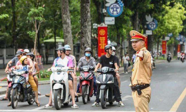 Nóng: Thông báo tới tất cả người tham gia giao thông ở Hà Nội từ 18h30 ngày 28/4