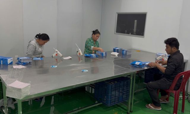 Triệt phá đường dây sản xuất trà giảm cân Emo's chứa chất cấm gây đau tim: Bắt giữ vợ chồng Trần Thị Như Hảo - Nguyễn Trọng Anh
