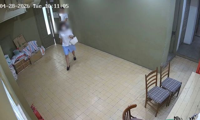 Chủ quán cafe nổi tiếng Hà Nội tố ekip thời trang lẻn vào nhà chụp ảnh: 