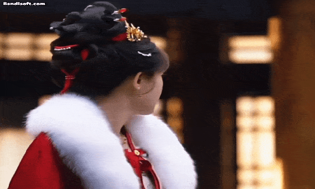 Riêng về nhan sắc mỹ nhân này cần bao nhiêu có bấy nhiêu: Đôi mắt trăng lưỡi liềm đẹp nhất showbiz, khen vạn lần không đủ