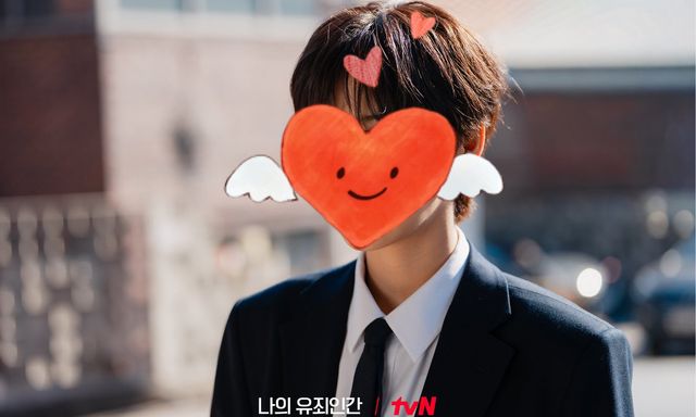 Lần đầu phim Hàn có nữ chính đẹp trai hơn cả nam chính, visual đúng chuẩn “đấng nam nhi” bẻ cong mọi giới tính