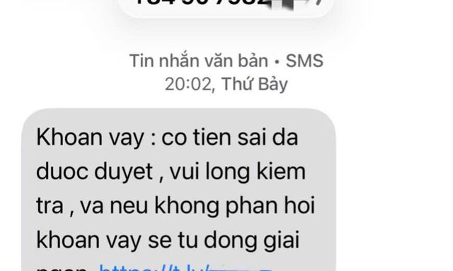 Tài khoản phát sinh 2 giao dịch 1.620.000 đồng, người phụ nữ nhận tin nhắn thông báo: 