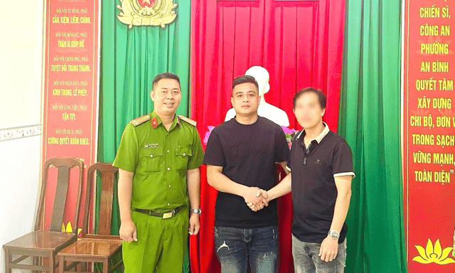 Công an điều tra giao dịch chuyển khoản 1.050.010.000 đồng của nam thanh niên SN 1999