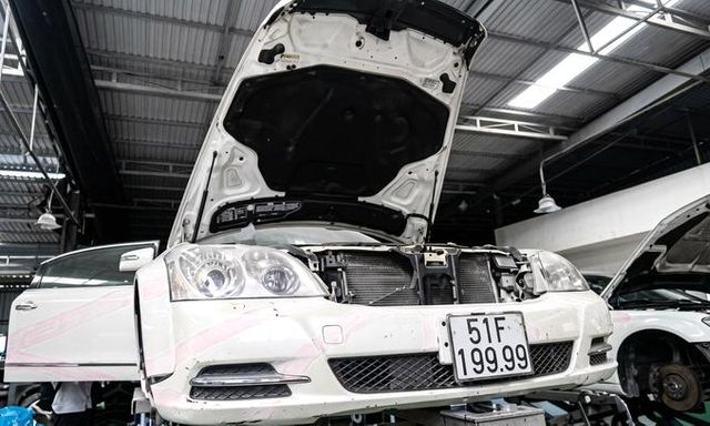 Xe Maybach biển số tứ quý 9999 của bà Trương Mỹ Lan được mua đấu giá hơn 16,6 tỷ đồng