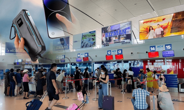 Từ 2026 nhiều hãng bay siết chặt quy định về pin sạc dự phòng: Du khách cần lưu ý gì trước khi ra sân bay? 