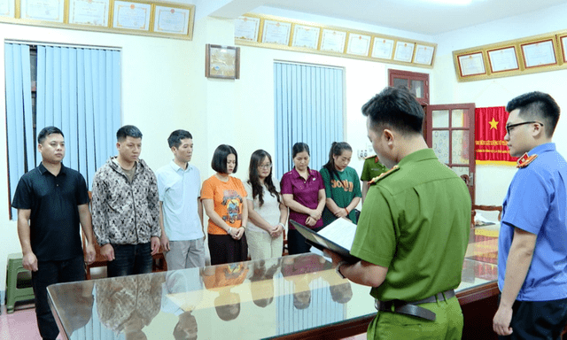 Khởi tố, bắt tạm giam Vũ Duy Hưng cùng 6 nhân viên của điểm di tích Tam Thanh