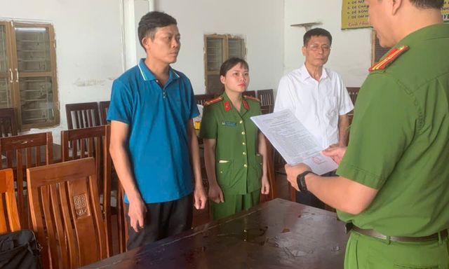  Khám xét khẩn cấp chỗ ở và nơi làm việc, tạm hoãn xuất cảnh Đinh Tiến Dũng SN 1987