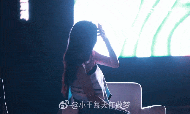 Mỹ nhân phim Sex is Zero gây sốc vì trẻ mãi không già, body mướt mượt ăn đứt gái 18