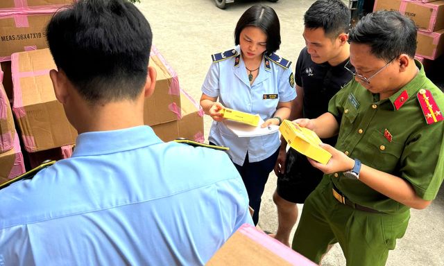 Ai đang dùng mặt nạ BANOBAGI cần lưu ý: 57.000 sản phẩm giả vừa bị phát hiện ở Hà Nội