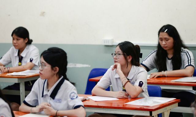 NÓNG: Chính phủ chỉ đạo rà soát toàn bộ kết quả kỳ thi tốt nghiệp THPT 2026 trên phạm vi cả nước
