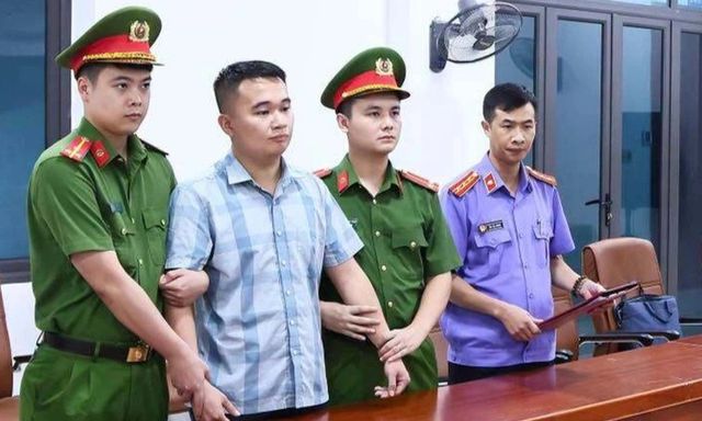 Vụ 140 điểm 10 toán tốt nghiệp tại Tuyên Quang: Giáo viên Nguyễn Hà Duy bị bắt về tội gì?
