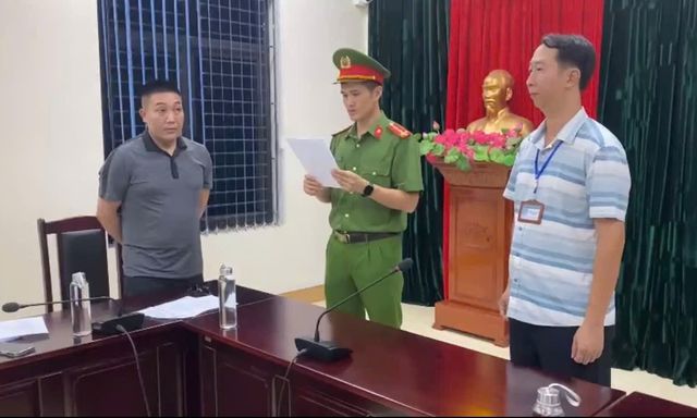 Thi hành lệnh bắt tạm giam Giám đốc công ty vận tải Trần Đức Thắng SN 1979