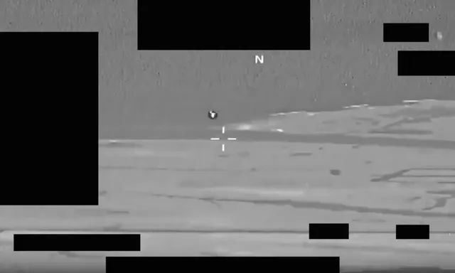 Lầu Năm Góc công bố loạt tài liệu UFO mới: 