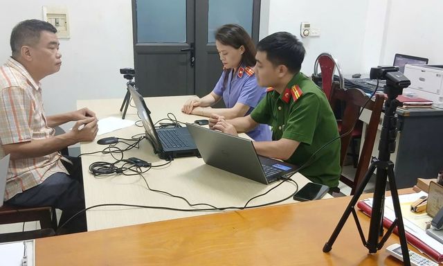 Khởi tố, lệnh cấm đi khỏi nơi cư trú với giám đốc công ty xây dựng Bùi Song Hào
