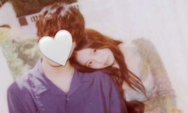 Đánh úp lúc nửa đêm: Jennie (BLACKPINK) tự đăng ảnh tình tứ với trai lạ
