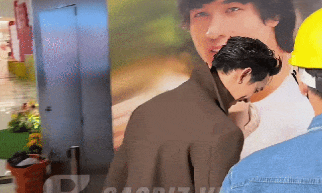 Mỹ nam Việt được báo Trung ca ngợi khí chất ăn đứt Song Joong Ki, từ chối đóng phim vì chỉ có mỗi nhan sắc
