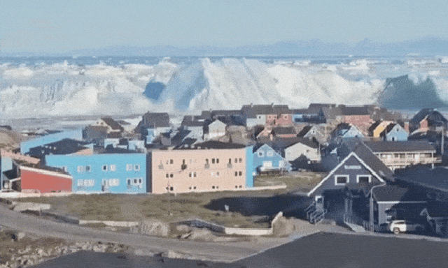 Hàng triệu tấn băng khổng lồ bất ngờ lật úp tại Di sản Thế giới Greenland, cuộn sóng biển dâng cao tạo cảnh tượng khó tin