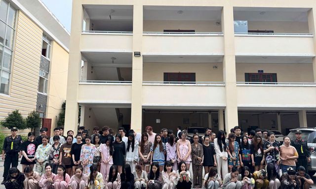 TP.HCM triệt phá 3 đường dây buôn bán pod chứa ma túy Etomidate: Khởi tố 65 bị can