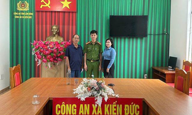 Phát hiện giao dịch chuyển khoản 490 triệu đồng đến tài khoản của Vũ Thị Sinh SN 1985, công an lập tức xác minh