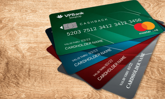 Vì sao thẻ tín dụng chỉ có thời hạn 5 năm?