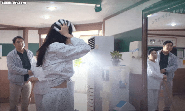 Netizen đang đua nhau tìm kiếm 1 phim Hàn mới chiếu: Nữ chính xinh duyên hết sức, xem cười lăn cười bò