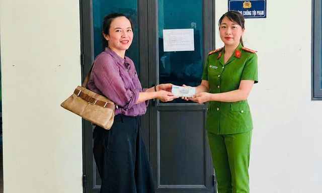 Chuyển khoản thành công 130 triệu đồng đến tài khoản Lê Tiến Anh, người phụ nữ SN 1981 phải trình báo công an