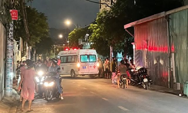 Cô gái bị bạn trai đâm tử vong trong hẻm ở TP.HCM 