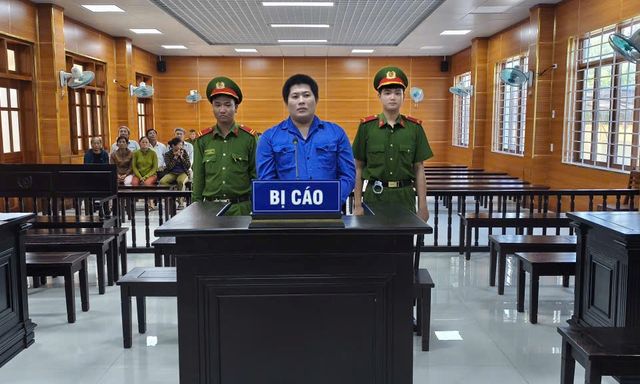 Nhẫn tâm ôm con nhỏ xuống sông, Võ Văn Tin SN 1998 lĩnh án 20 năm tù