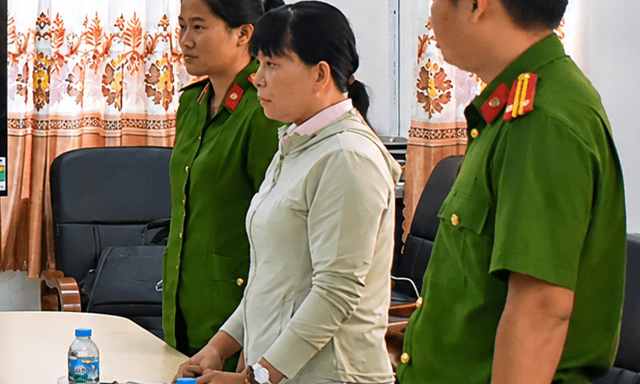 Bắt tạm giam nhân viên Trung tâm Y tế Lai Thị Kim Giang SN 1983