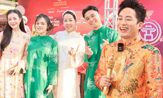 Booth Fandom Yêu Nước tại Festival Thăng Long - Hà Nội hút dàn KOL: Tùng Dương xuất hiện, giao lưu cực “nhiệt”
