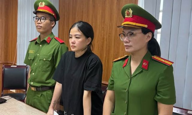Quyết định khởi tố, cấm đi khỏi nơi cư trú với Lê Thị Phương Thảo SN 1993