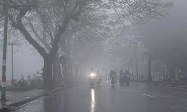 Không khí lạnh bắt đầu tràn về miền Bắc, có nơi trời rét 14-17 độ C: Nhiệt độ Hà Nội có thay đổi đáng chú ý
