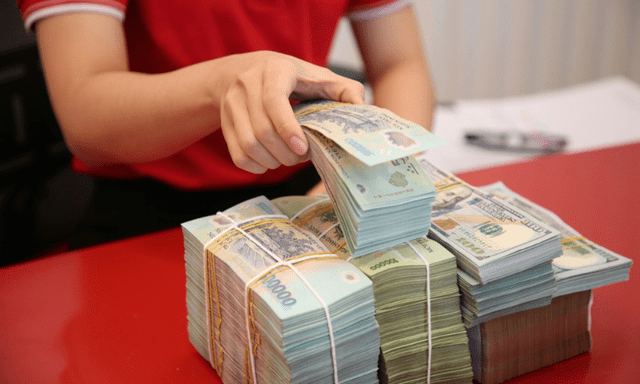 Tháng 10 gửi tiết kiệm 500 triệu đồng tại BIDV, VietinBank, Agribank, Vietcombank: Lãi bao nhiêu?