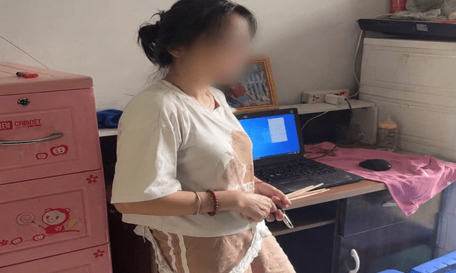 Kiểm tra phòng trọ, công an phát hiện người phụ nữ SN 1987 thực hiện hàng nghìn cuộc gọi, nhận hơn 300.000 đồng/ngày