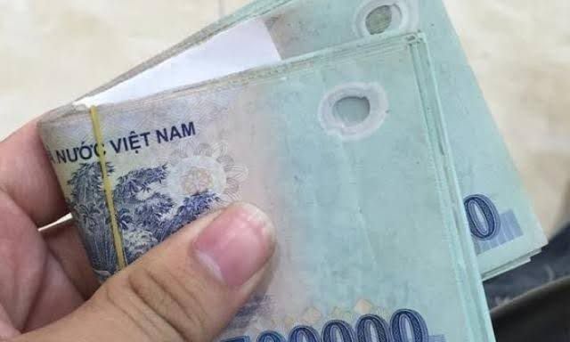 Tìm người nhặt được 50 triệu đồng của chị Lâm Thị Thủy Tiên