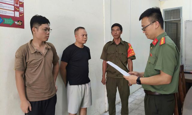 Điều tra loạt giao dịch đơn hàng COD liên quan đường dây rửa tiền 700 tỷ đồng: Bắt tạm giam Nguyễn Hùng Đạt SN 1997