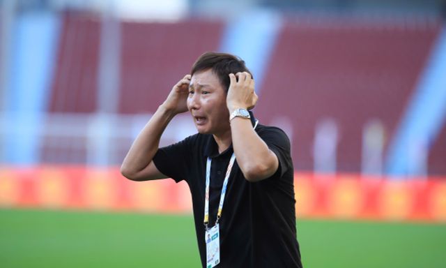 U22 Việt Nam vào chung kết SEA Games, HLV Kim Sang-sik muốn đưa ngay 1 cầu thủ sang Nhật, Hàn