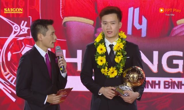Đình Bắc đoạt liền 2 giải, nhưng Hoàng Đức mới giành Quả bóng vàng 2025