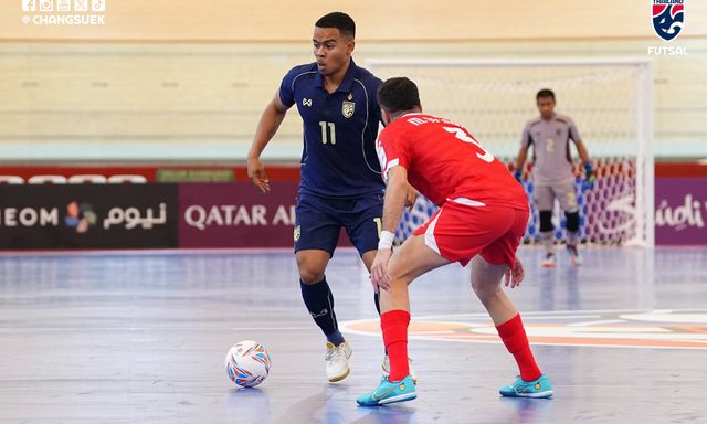 Giải châu Á: Ngôi sao từng thắng Barcelona tỏa sáng, tuyển Thái Lan gây sức ép lên tuyển Việt Nam