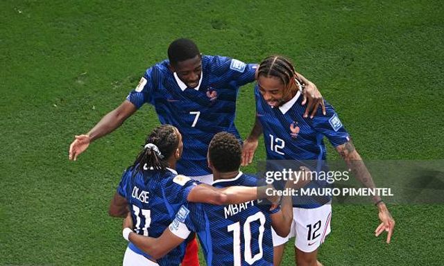 Mbappe chói sáng, Pháp “đè bẹp” Thuỵ Điển để thị uy sức mạnh vũ bão tại World Cup