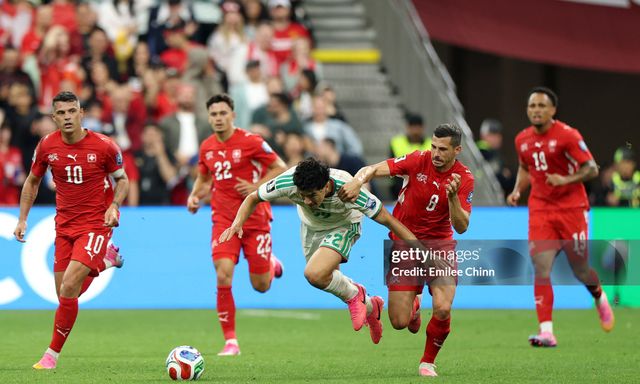 Sao gốc Việt nhạt nhòa, Algeria đau đớn nhìn Thụy Sĩ vào vòng 1/8 World Cup