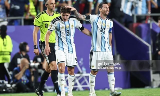 Messi làm nền cho đàn em, Argentina vào bán kết World Cup sau 120 phút đầy hỉ nộ ái ố trước Thụy Sĩ