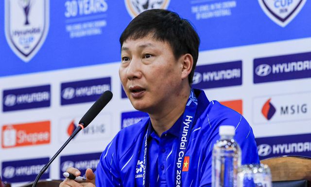HLV Kim Sang-sik: “Đừng vội nghĩ đến Indonesia, tuyển Việt Nam phải thắng Singapore trước đã”
