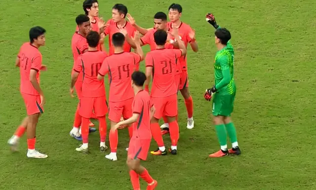 Tuyển Trung Quốc “vỡ trận”, thua đậm khó tin ngay sân nhà