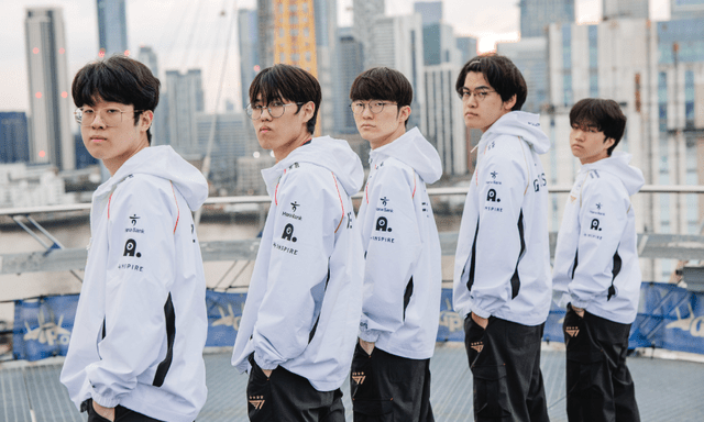 T1 chiếm spotlight chuyển nhượng tuyệt đối với loạt quyết định lịch sử