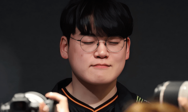 HLE lập luôn thành tích 