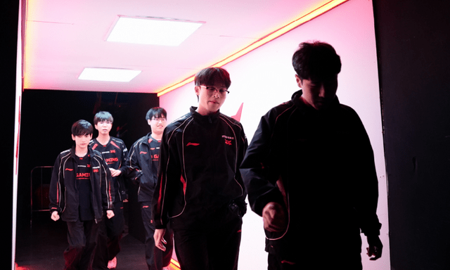 Xuất hiện tuyển thủ LPL được khán giả đặt biệt danh 