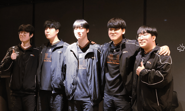 Siêu sao HLE bất ngờ bị 