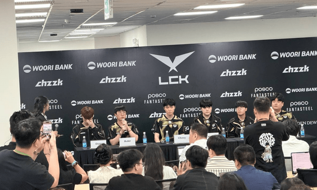 Ruler gửi lời khen LazyFeel