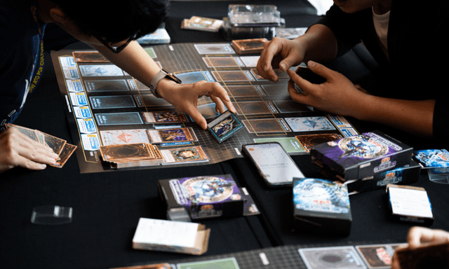 Giải đấu Yu-Gi-Oh! bị tạm dừng vì game thủ quá nặng mùi, ban tổ chức nhận hàng loạt khiếu nại, chỉ biết 
